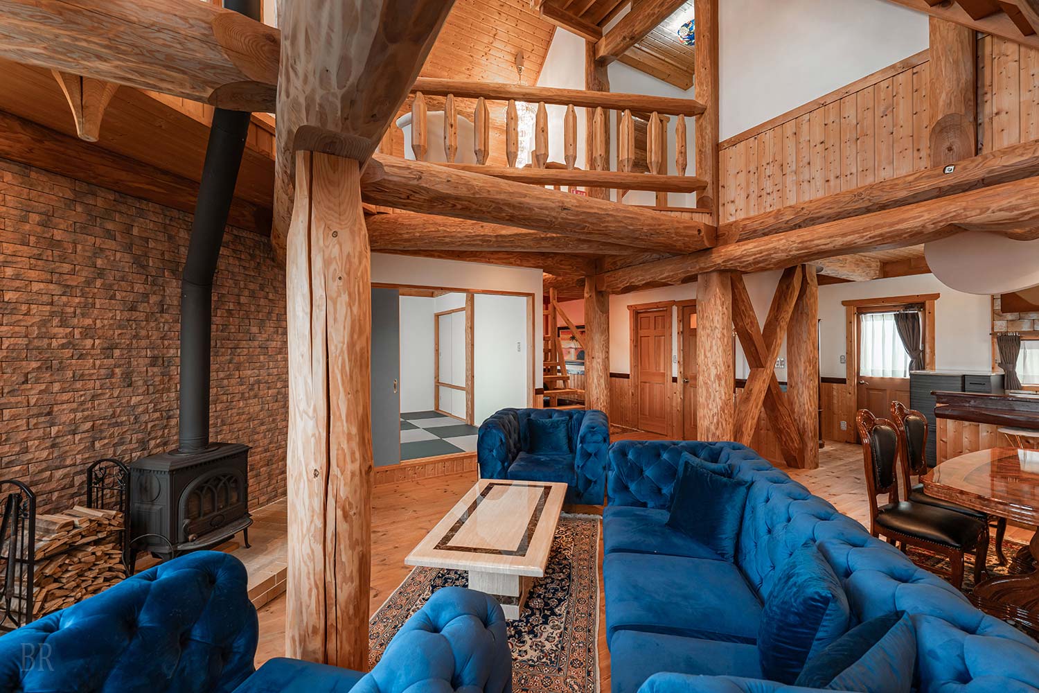 Vis-à-Vis
■ Suite Cottage 豪華套房小木屋 ■