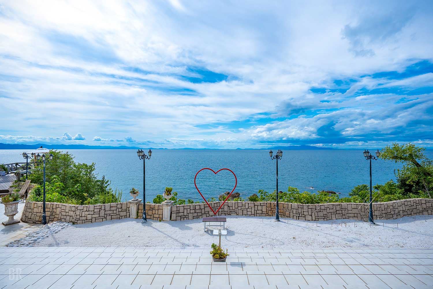 海邊晨間散步，補充滿滿活力